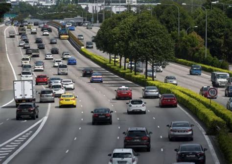 Traffic fines in Singapore (2021) .
